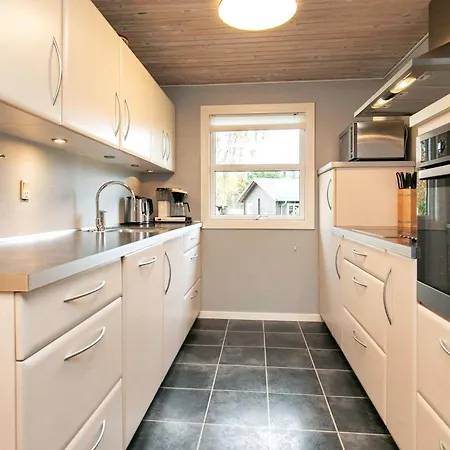 度假居 6 Person In Hals-by Traum Hals