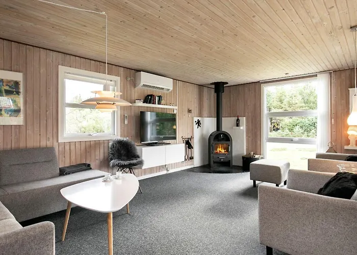 Holiday home 6 Person In Hals-by Traum